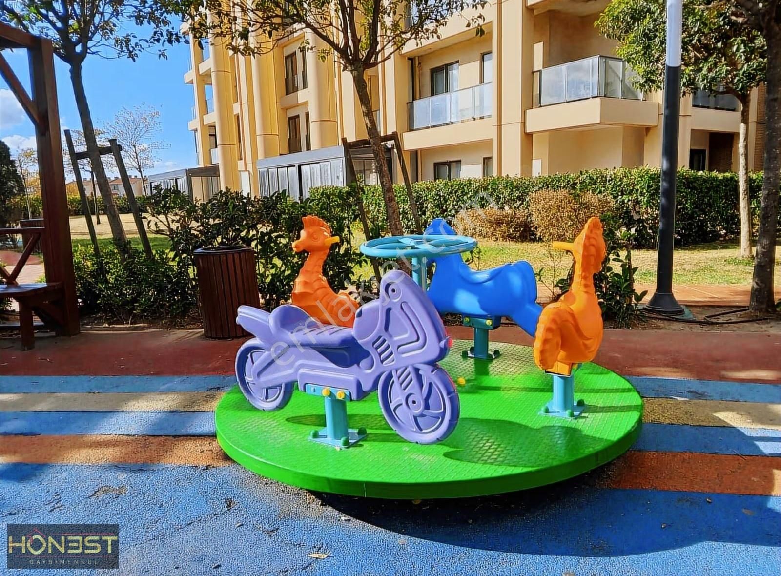 Kiptaş Venezia Mega'da Satılık 2+1 Boş Ebeveyn Banyolu Daire - Görsel 25