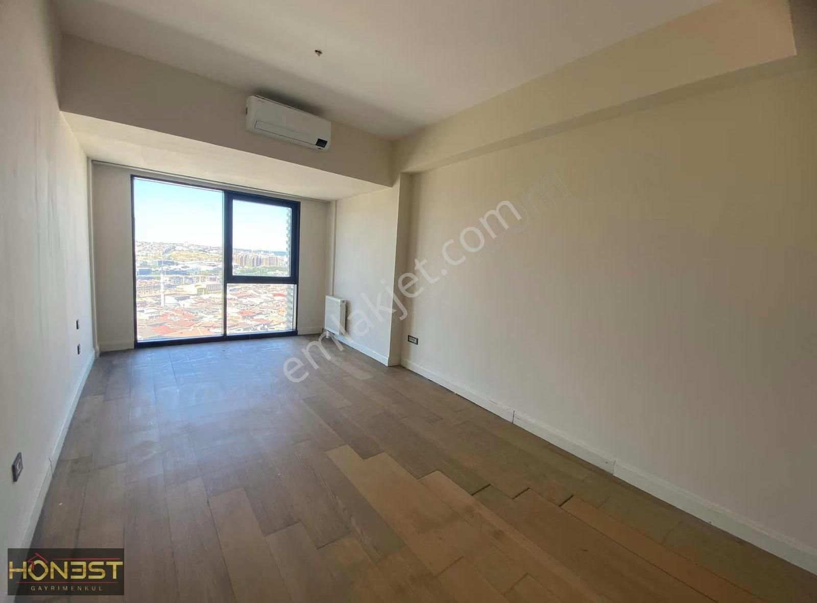 Kiptaş Venezia Mega Satılık 3+1 Boş Daire...bakımlı Temiz Daire - Görsel 13