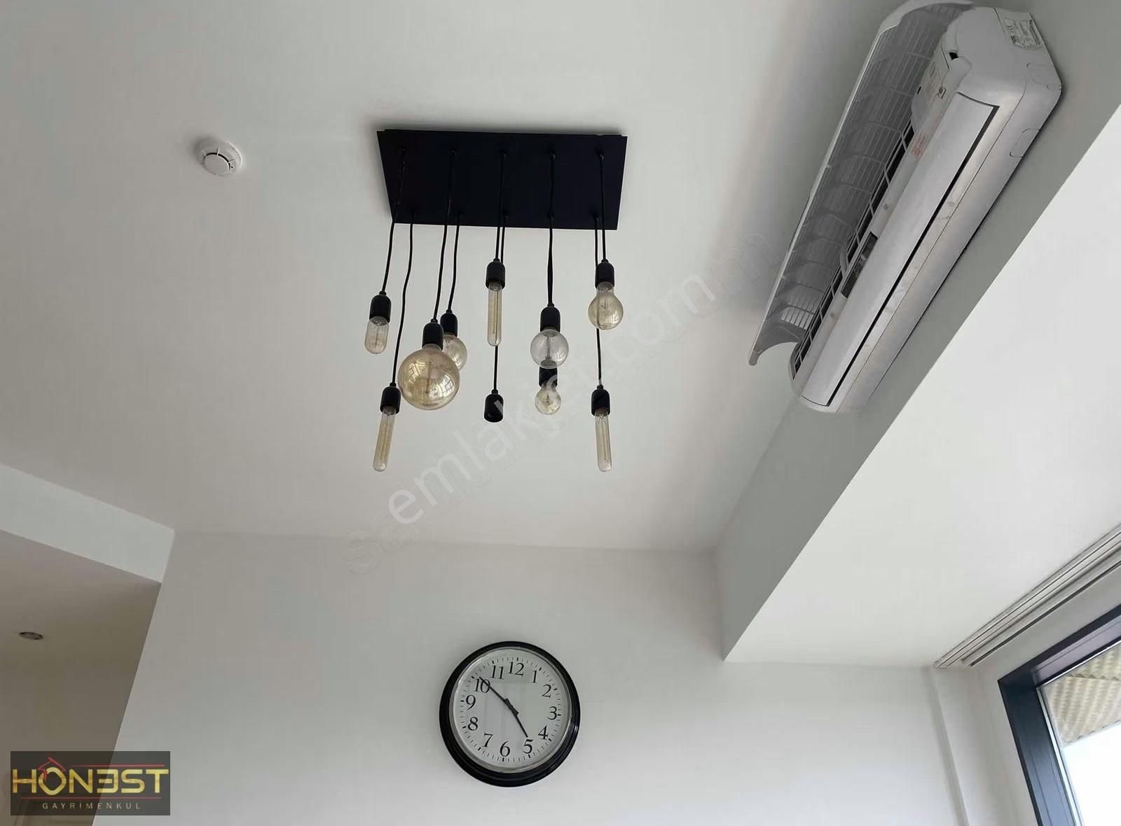 Kiptaş Venezia Mega Satılık 1+1 Kare Salon Eşyalı Daire - Görsel 27