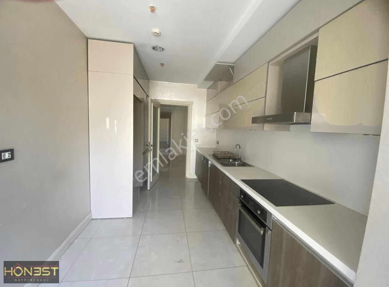 Kiptaş Venezia Mega Satılık 3+1 Boş Daire Full Avm Mnz. Balkonlu - Görsel 4