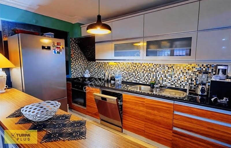 Amerikan Kolleji Metro Yakını Eşyalı Otoparklı Kiralık Daire 3+1 - Görsel 6