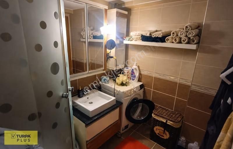 Amerikan Kolleji Metro Yakını Eşyalı Otoparklı Kiralık Daire 3+1 - Görsel 3