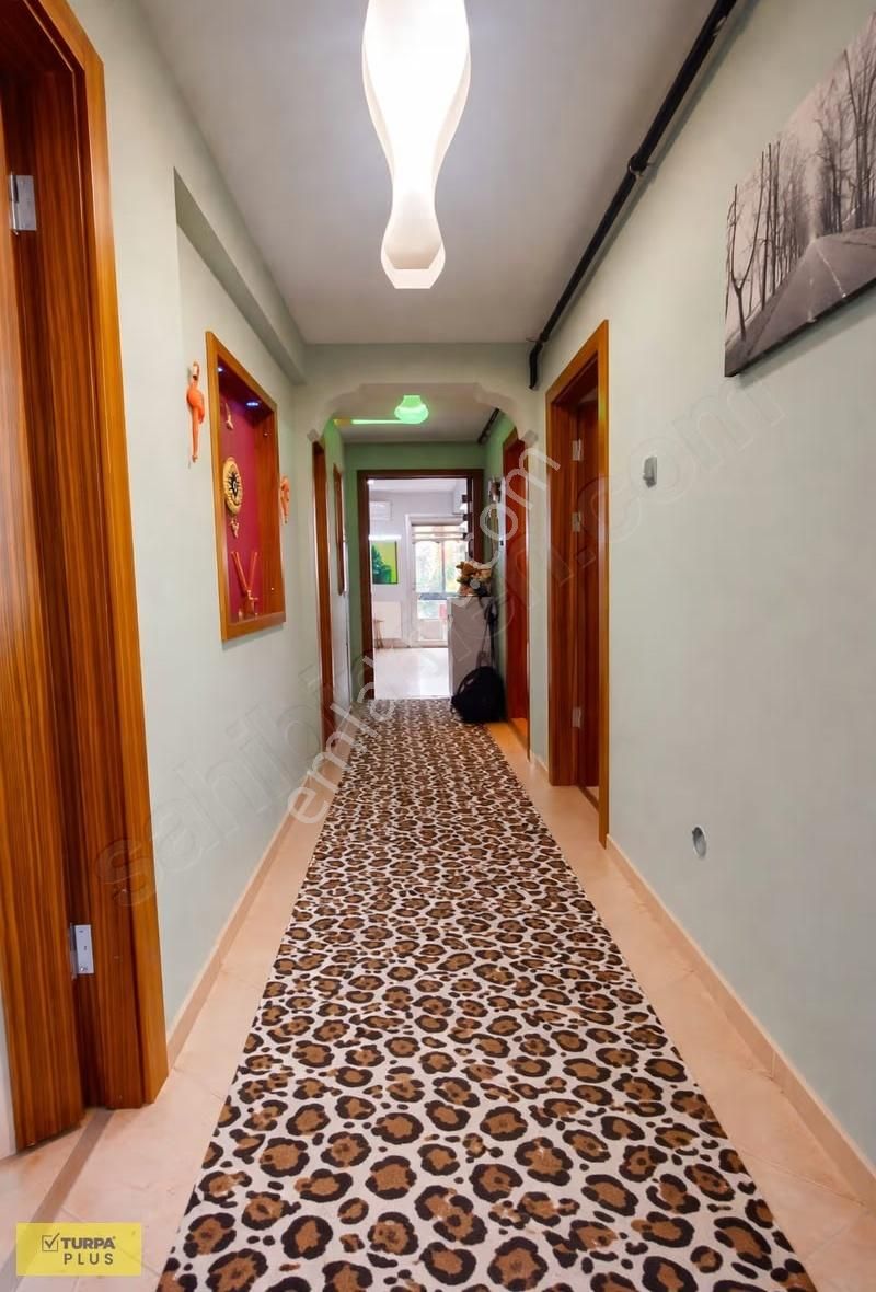 Amerikan Kolleji Metro Yakını Eşyalı Otoparklı Kiralık Daire 3+1 - Görsel 23