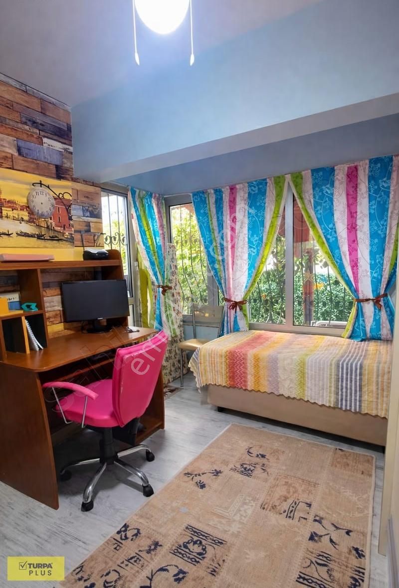 Amerikan Kolleji Metro Yakını Eşyalı Otoparklı Kiralık Daire 3+1 - Görsel 24