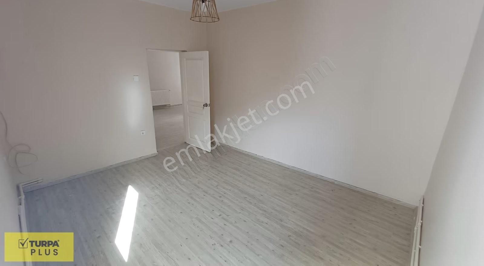 Göztepe Sahil Tranway Yakını Doğalgazlı Kiralık Daire 2+1 - Görsel 18