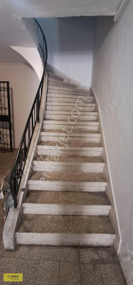 Göztepe Sahil Tranway Yakını Doğalgazlı Kiralık Daire 2+1 - Görsel 15