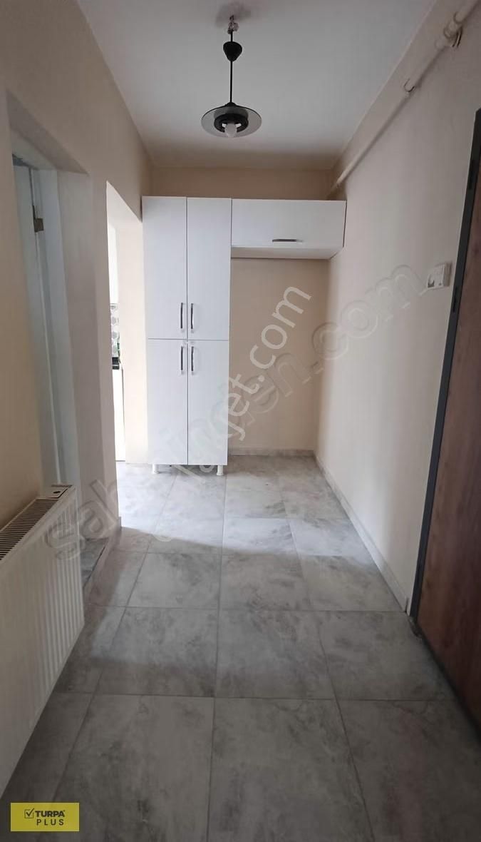 Göztepe Sahil Tranway Yakını Doğalgazlı Kiralık Daire 2+1 - Görsel 14