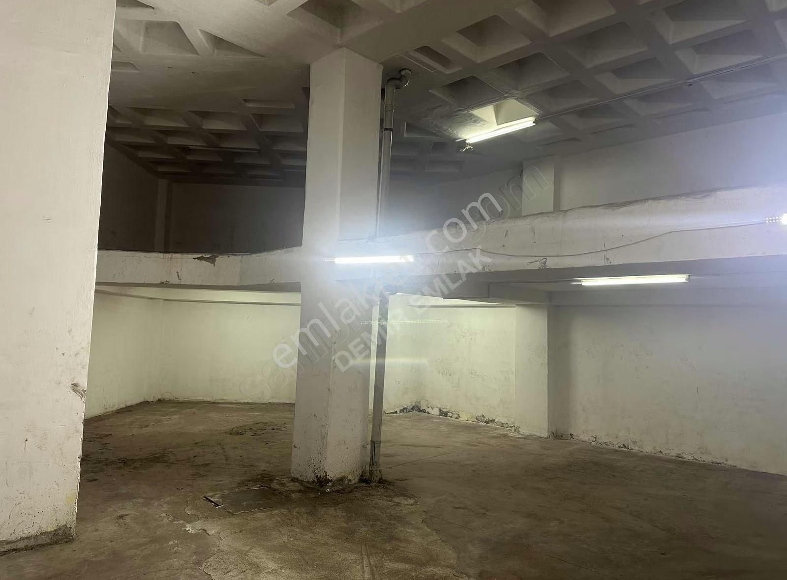 Demirden İkitelli Osbde Araç Yanaşır Temiz Boş 250 M2 İşyeri - Görsel 14