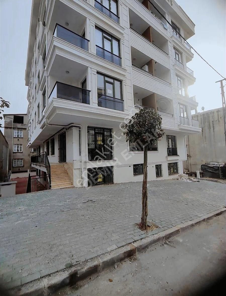 Demirden Üç Cepeli Oturuma Hazır Temiz Bahçe Katı Sıfır Daire - Görsel 20