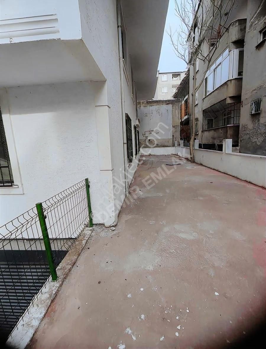 Demirden Üç Cepeli Oturuma Hazır Temiz Bahçe Katı Sıfır Daire - Görsel 12