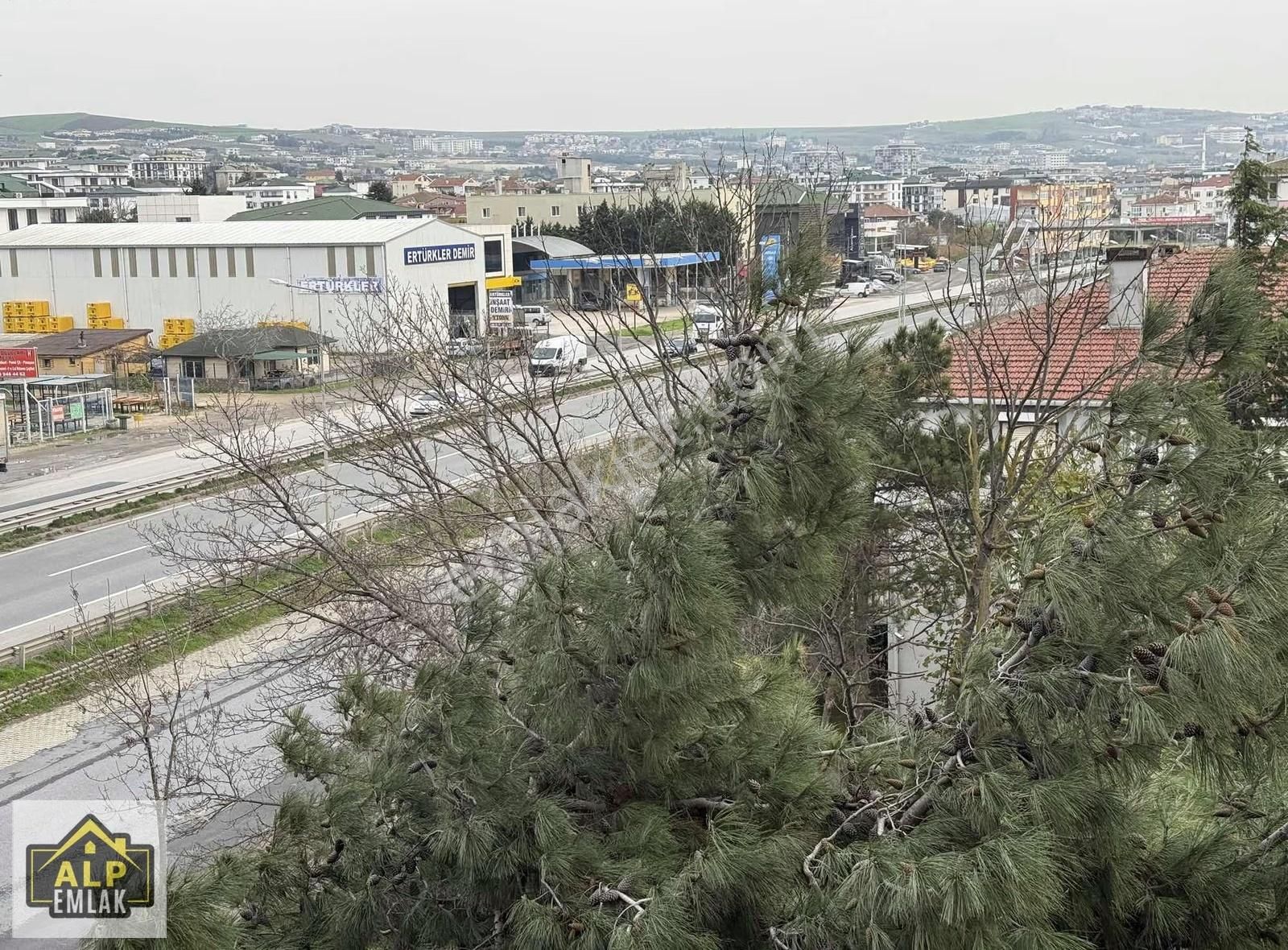 Büyükcemece Kamilobada E5 Cepheli Deniz Manzaralı Daire - Görsel 14