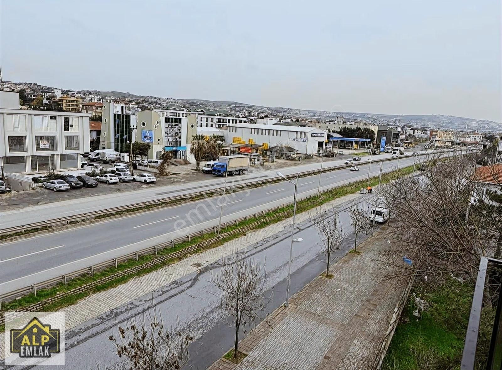 Büyükcemece Kamilobada E5 Cepheli Deniz Manzaralı Daire - Görsel 7