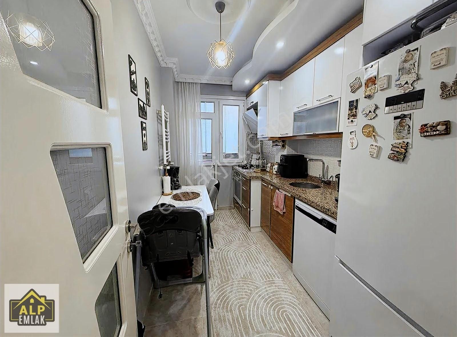 Alp Emlaktan Üç Cephesi Acık 2+1 Muhteşem Daire - Görsel 17