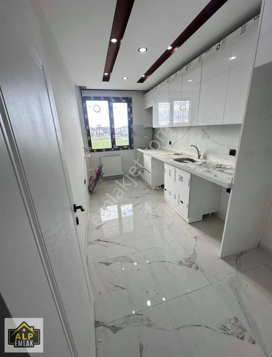Alp Emlaktan Selimpaşada 2+1 Fırsat Daire - Görsel 5