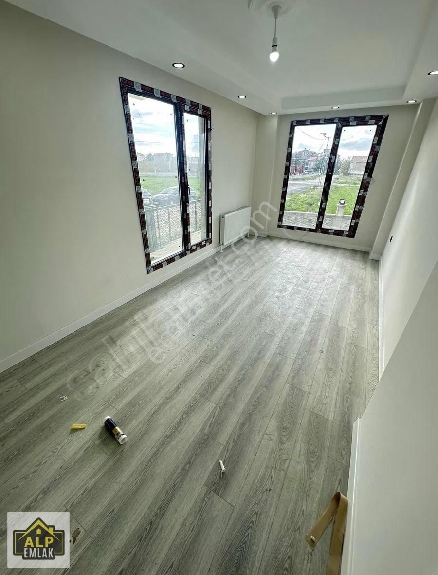 Alp Emlaktan Selimpaşada 2+1 Fırsat Daire - Görsel 9