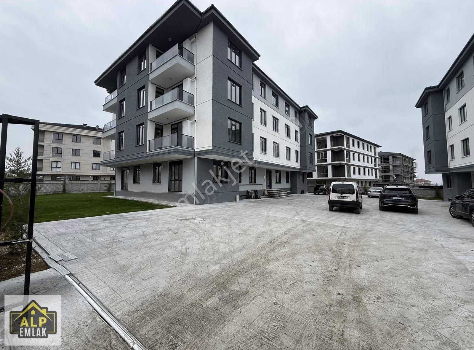 Alp Emlak'tan Selimpaşanın Yeni En Gözde Sitesinde Kiralık Daire - Görsel 12