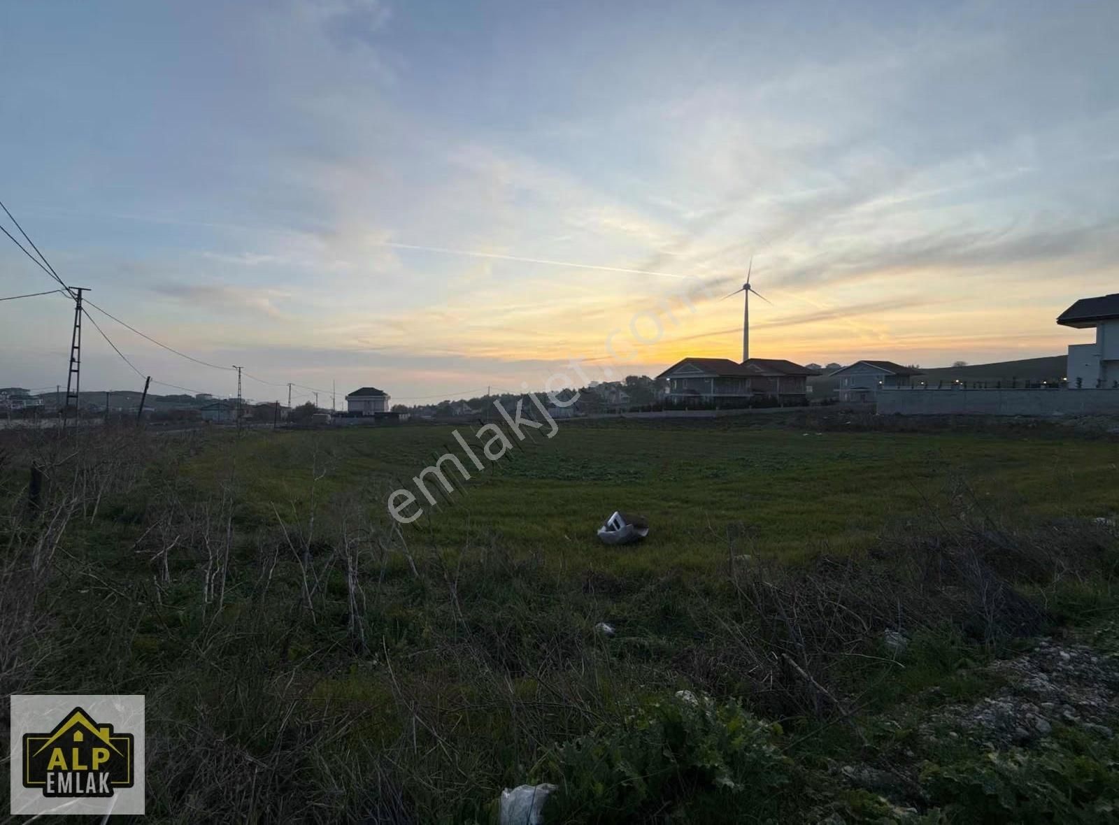 Kamiloba'nın En Güzel 1318 M2 %15 Deniz Manzaralı Villa Arsası - Görsel 2