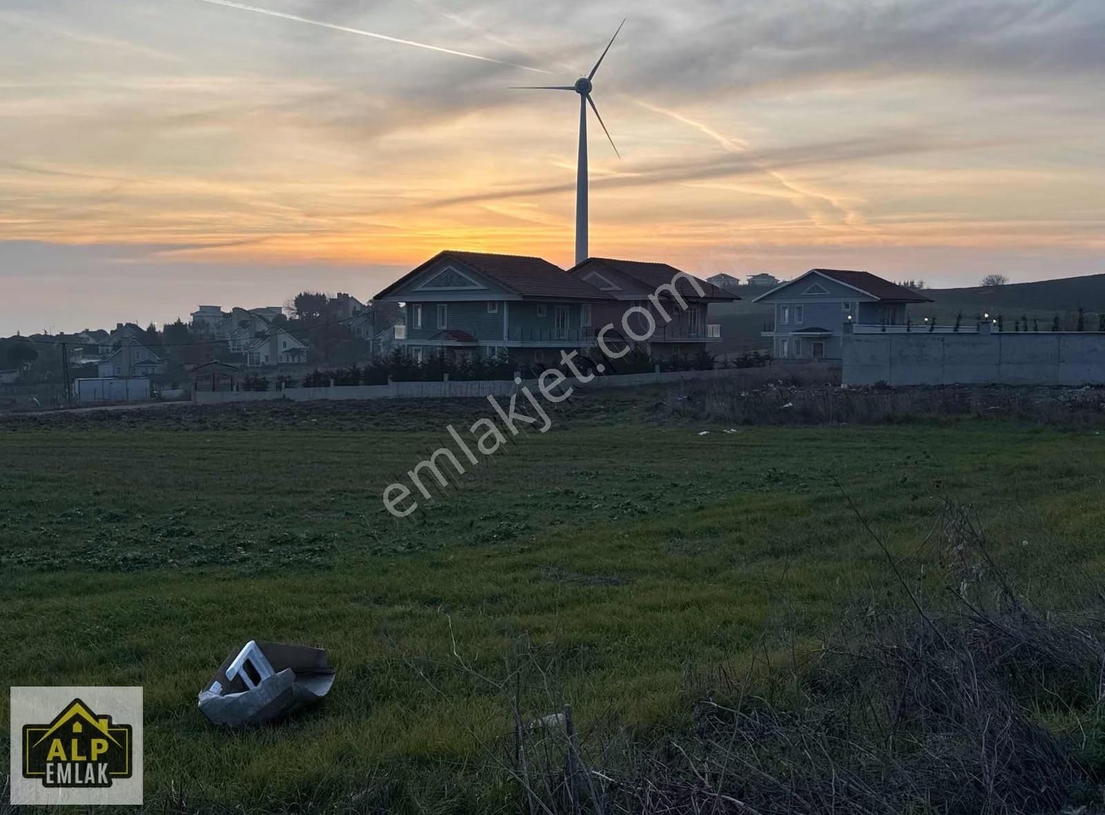 Kamiloba'nın En Güzel 1318 M2 %15 Deniz Manzaralı Villa Arsası