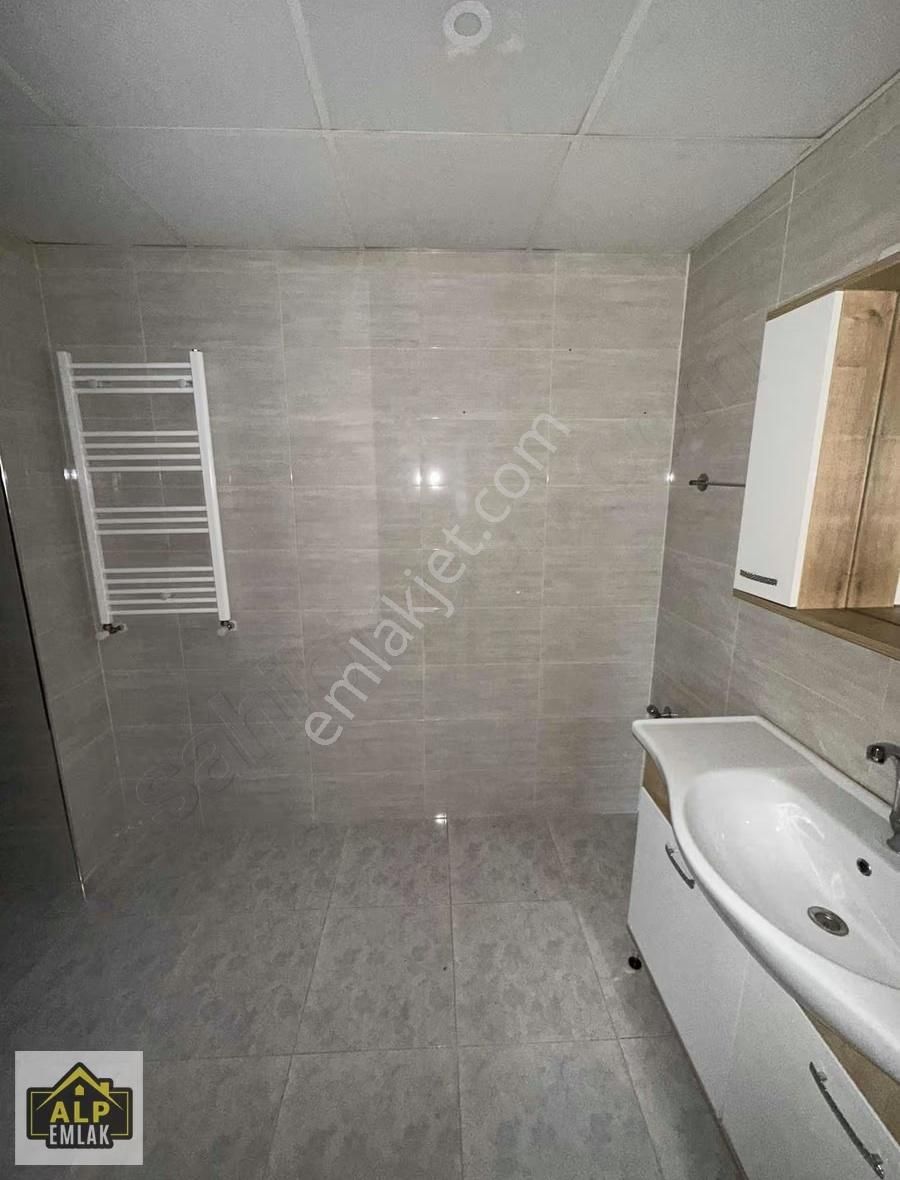 Alp Emlaktan Selimpaşanın En Donanımlı Sitesinde 2+1 - Görsel 17