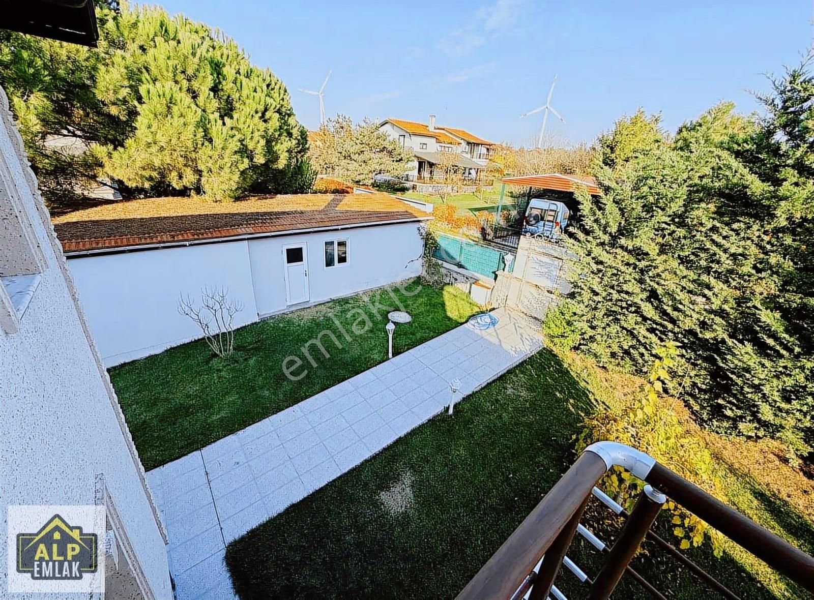 Silivri Çamlıktepe Villalarında Satılık Havuzlu Müstakil Villa - Görsel 8