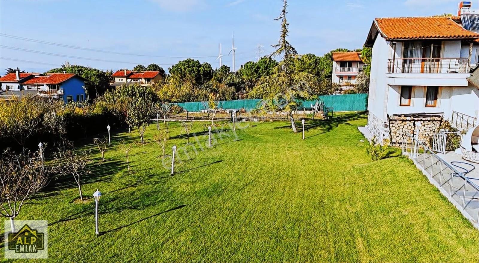 Silivri Çamlıktepe Villalarında Satılık Havuzlu Müstakil Villa - Görsel 6