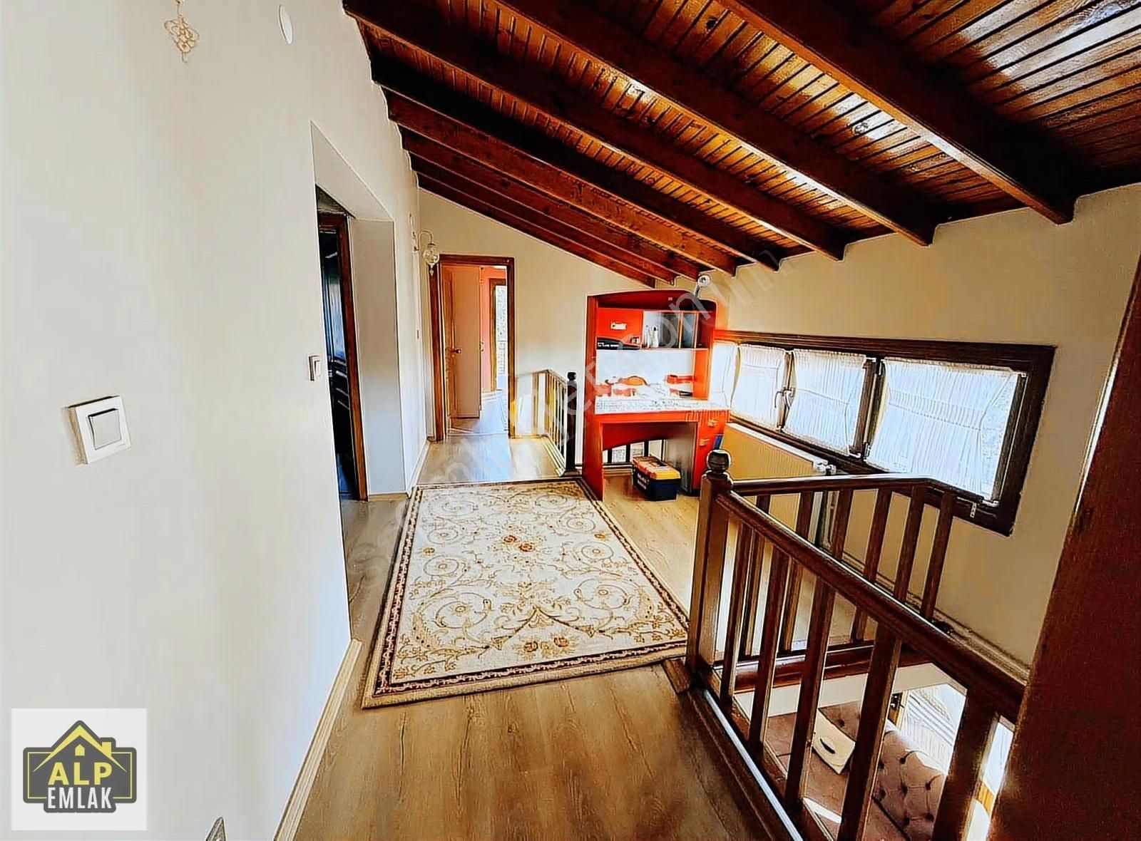 Silivri Çamlıktepe Villalarında Satılık Havuzlu Müstakil Villa - Görsel 7