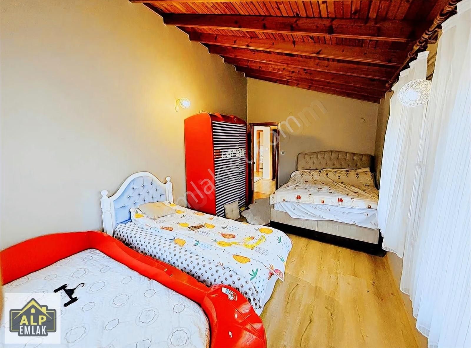 Silivri Çamlıktepe Villalarında Satılık Havuzlu Müstakil Villa - Görsel 24