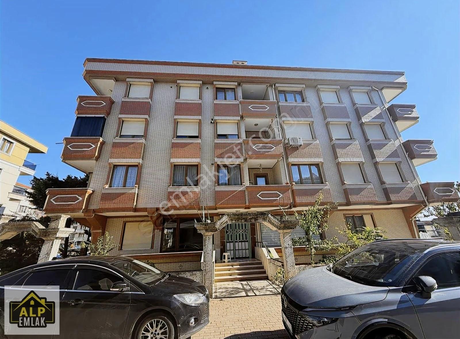 Alp Emlaktan 3+1 Sınırsız Kredi İmkanlı Daire