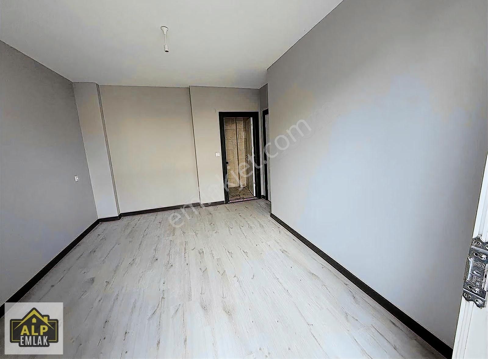 Alp Emlaktan Geniş Kullanımlı 3+1 Kat Mülkiyetli Güney Cephe - Görsel 20
