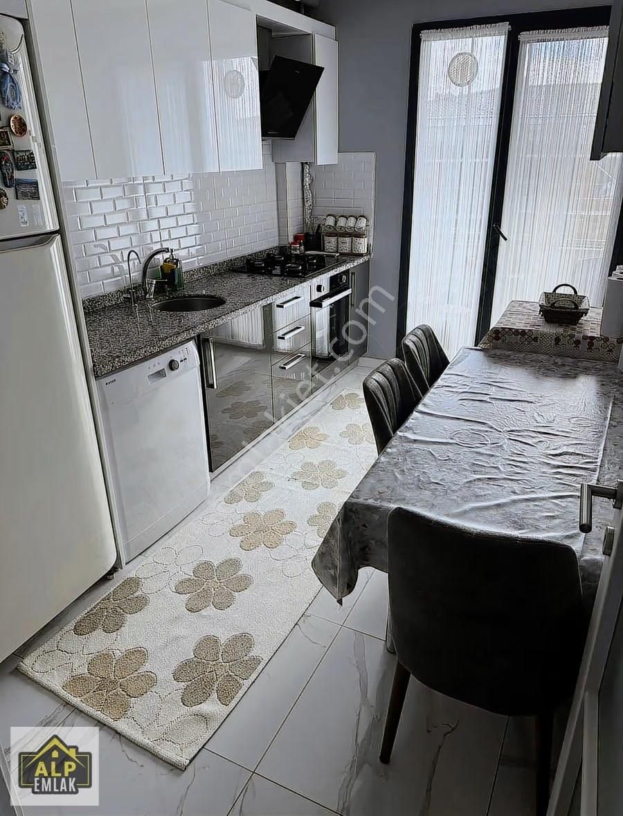 Alp Emlak'tan Merkezi Konumda 3+1 Güney Cephe Daire - Görsel 18