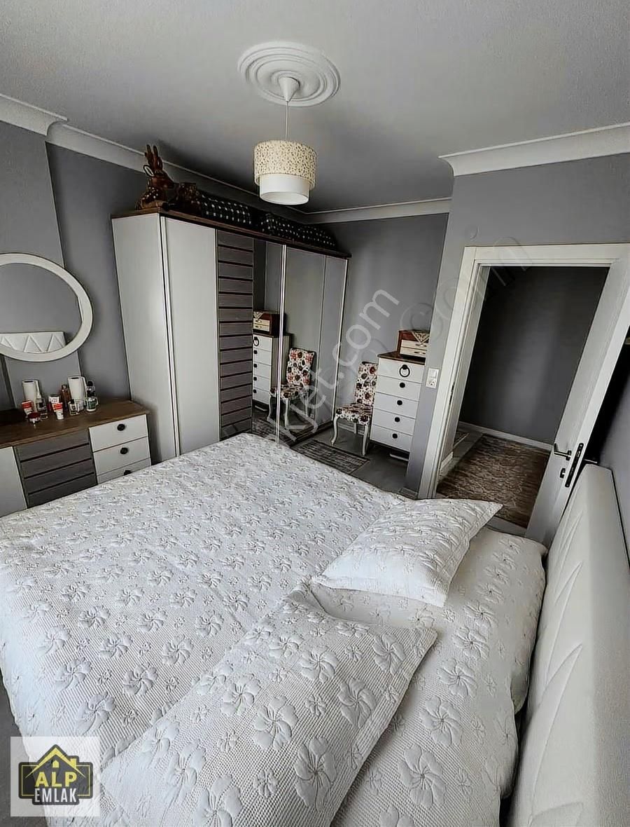 Alp Emlak'tan Merkezi Konumda 3+1 Güney Cephe Daire - Görsel 24