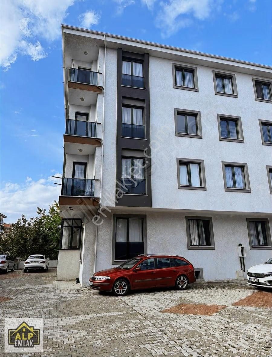 Alp Emlak'tan Merkezi Konumda 3+1 Güney Cephe Daire