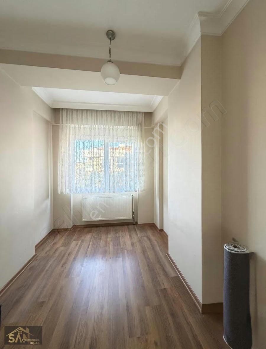 Güzelbahçe- Yalı'da Kapalı Mutfaklı Seçkin Satılık 2+1 - Görsel 7