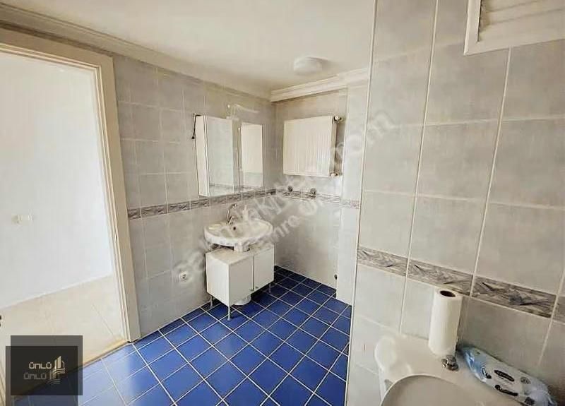 Deniz Manzaralı Site İçi Havuzlu Otoparklı Kiralık 3+1 Daire - Görsel 20