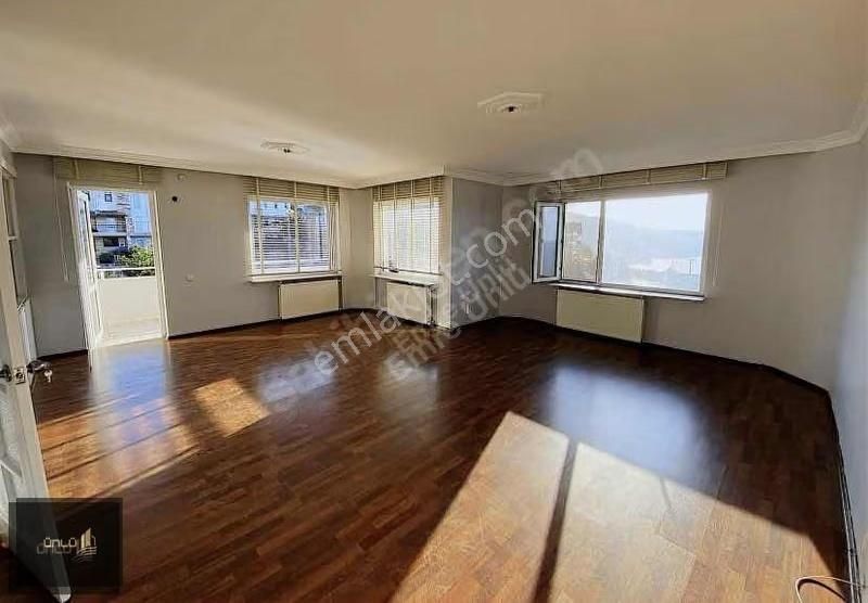 Deniz Manzaralı Site İçi Havuzlu Otoparklı Kiralık 3+1 Daire - Görsel 14