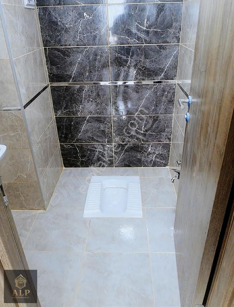 Alp Gayrimenkul'den Yakacık Tokide Ankara Manzaralı 2+1 Daire