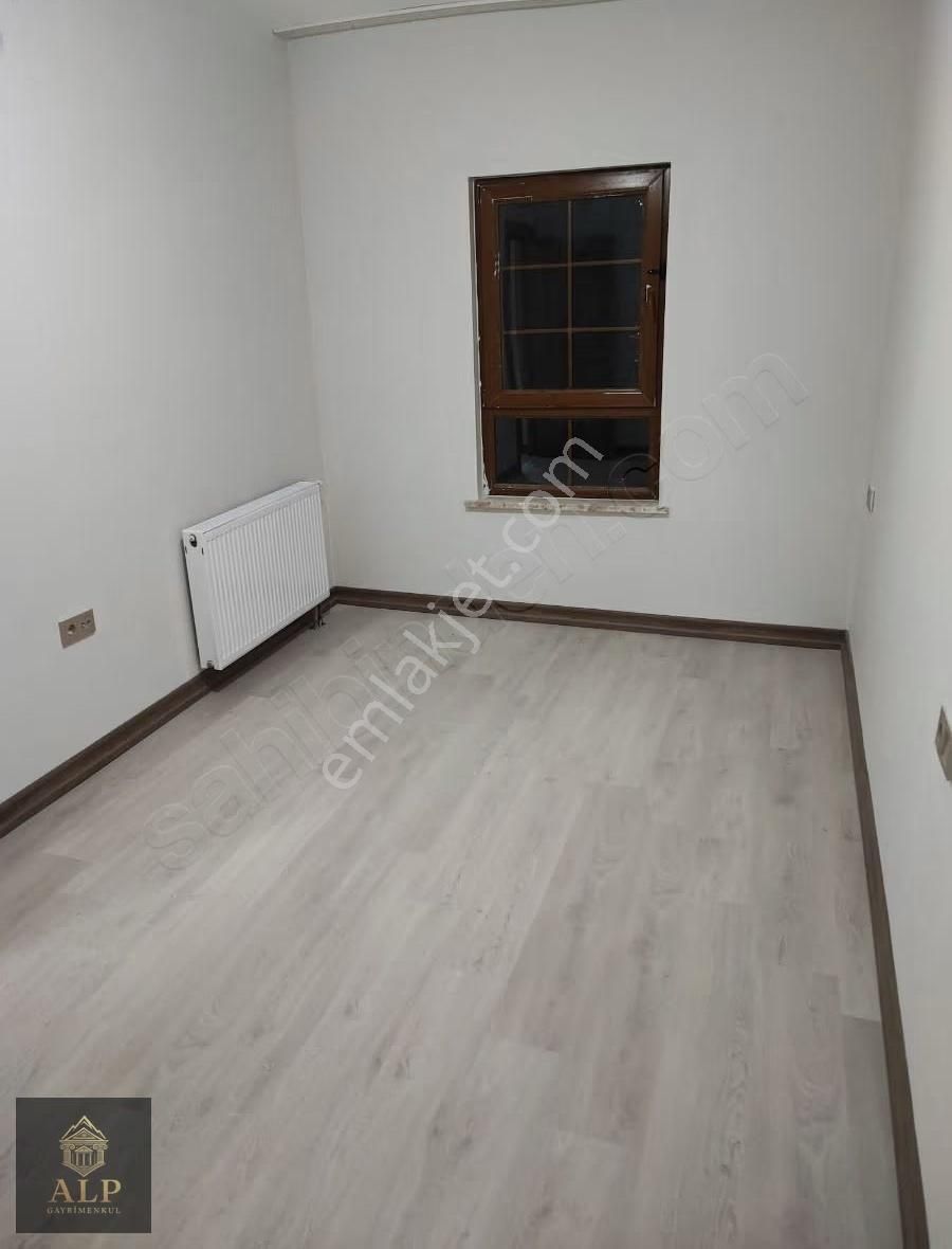 Alp Gayrimenkul'den Yakacık Tokide Ankara Manzaralı 2+1 Daire - Görsel 9