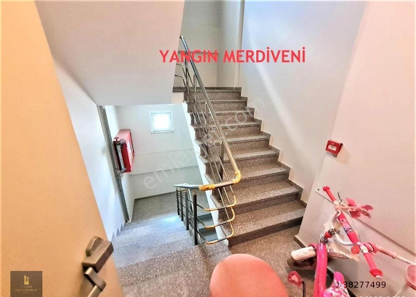 Site İçinde 2+1 100m2 Kapalı Otoparklı Asansörlü 11 Yıllık