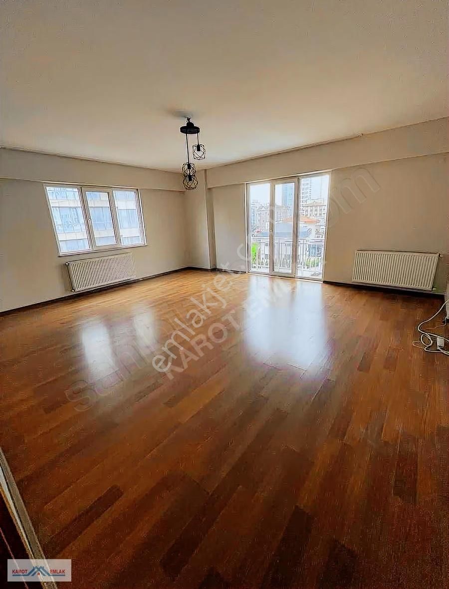 Ümraniye Tatlısu'da Havuzlu, Güvenlikli 3+1 Kiralık Daire - Görsel 6