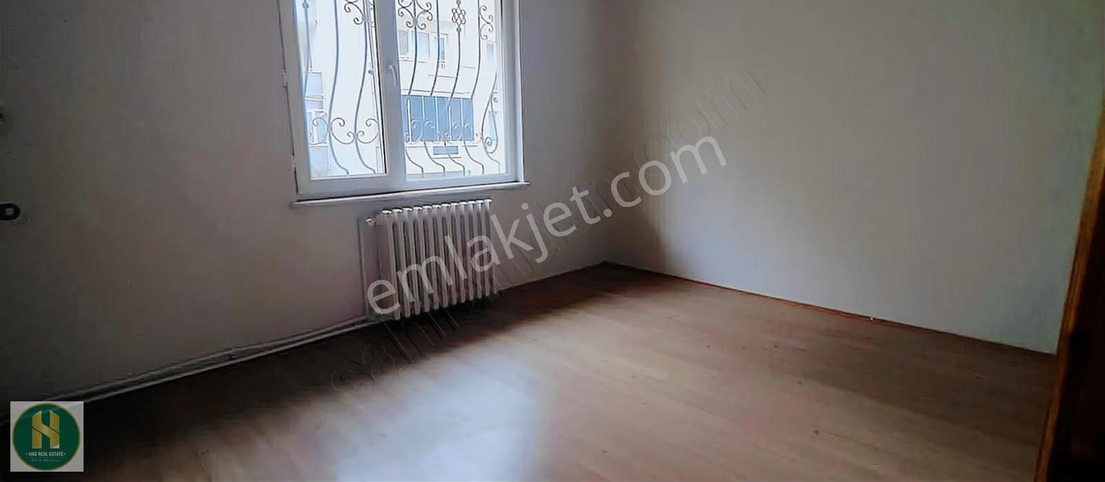 Has Real Estate Gayrimenkulden Bahçelievlerde 3+1 Satılık Daire - Görsel 12