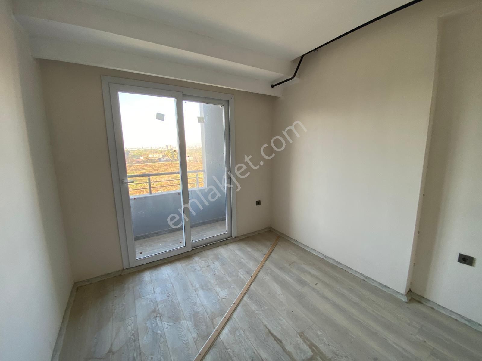 Tece Deniz Mah.de Satılık Havuzlu 1+1 Sıfır Daire - Görsel 9