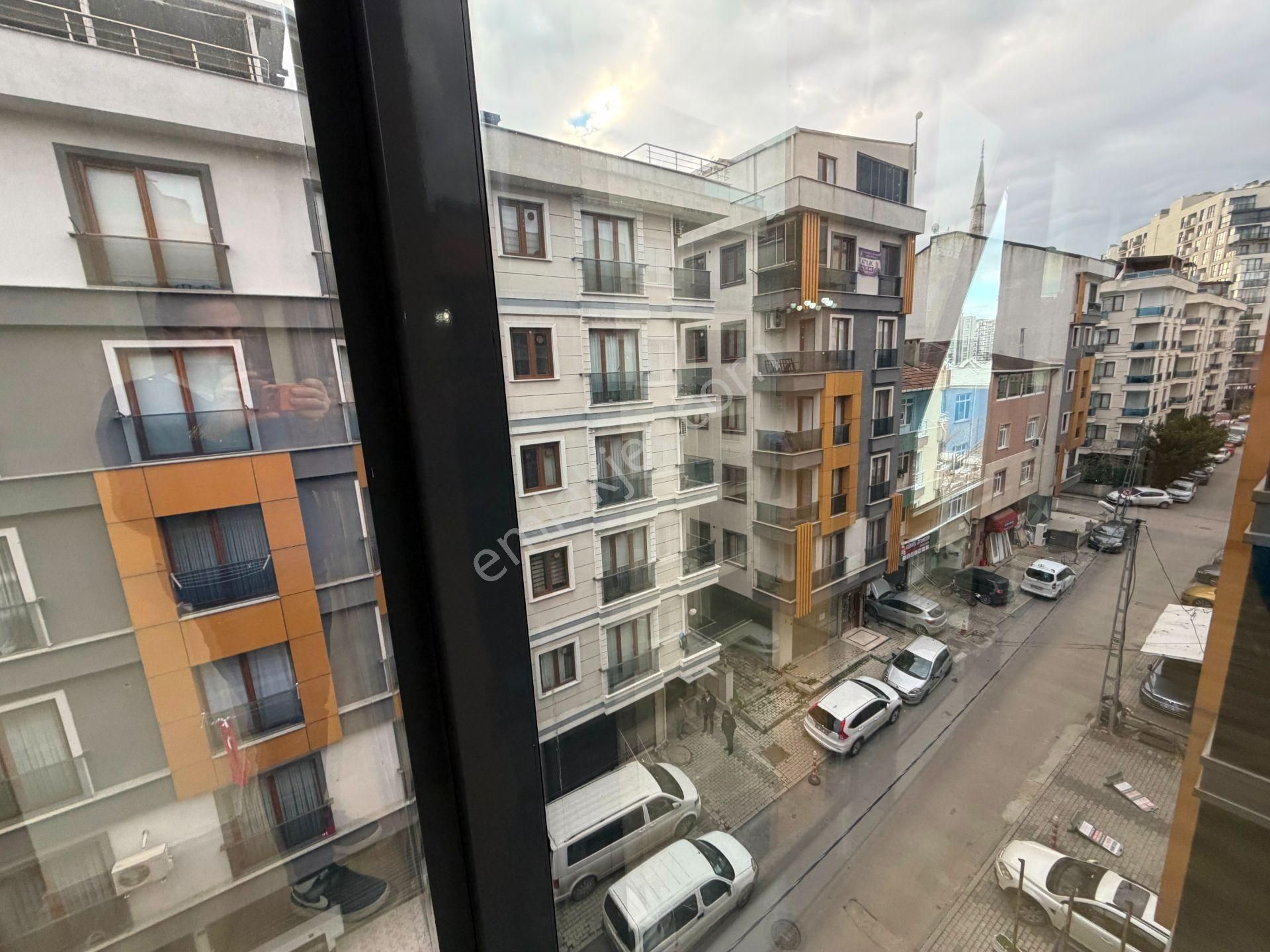 Sancaktepe Ticaret Merkezi 8 Yıllık Otoparklı 50m2 Kiralık Ofis - Görsel 20