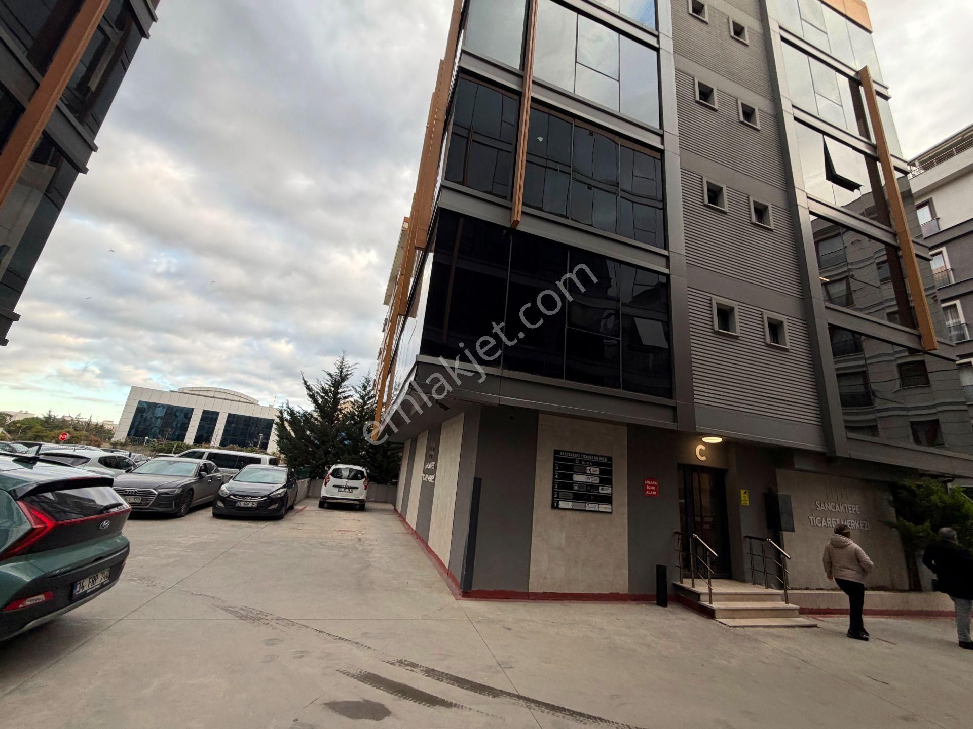 Sancaktepe Ticaret Merkezi 8 Yıllık Otoparklı 50m2 Kiralık Ofis - Görsel 32