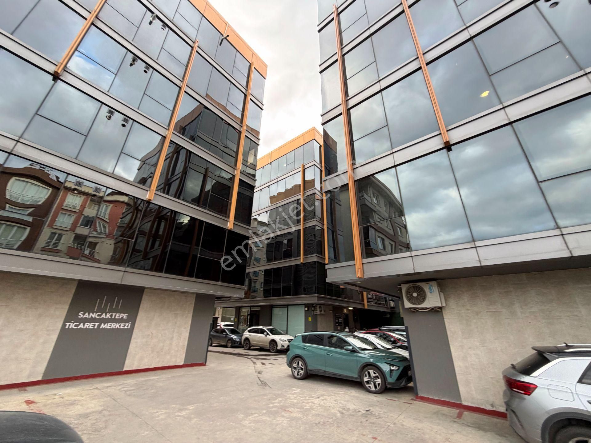 Sancaktepe Ticaret Merkezi 8 Yıllık Otoparklı 50m2 Kiralık Ofis - Görsel 23