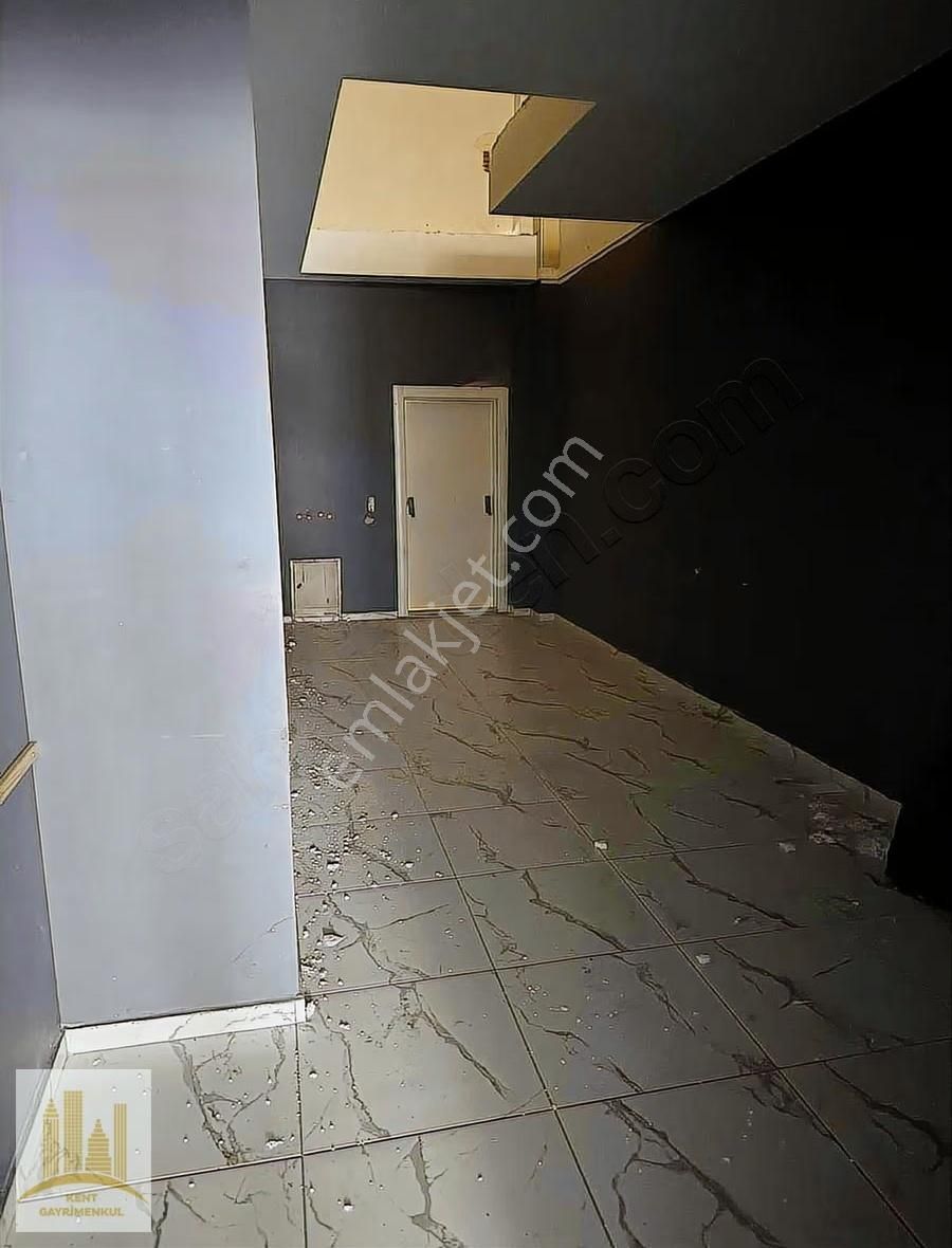 Millet Mahallesi İşlek Caddede Kiralık 134m² Dükkan - Görsel 4