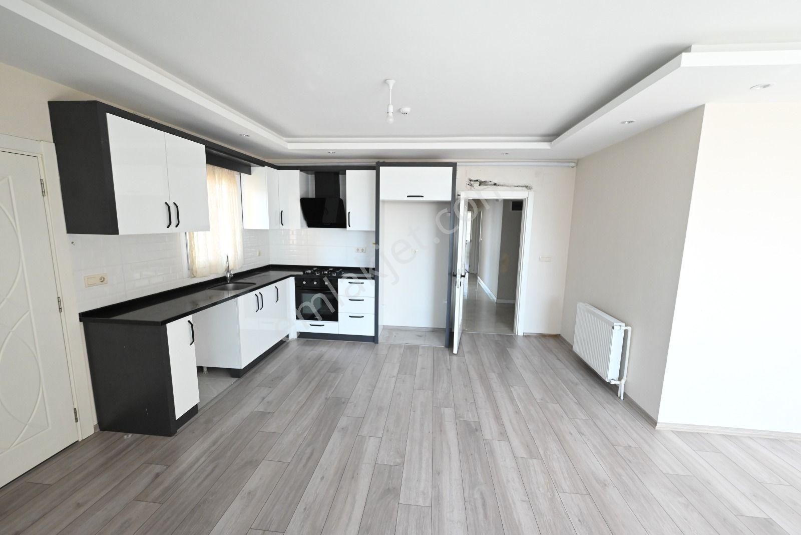 Üstünkent'ten Forum Avm Civarı 3+1 D. Gazlı Havuzlu K. Otoparklı - Görsel 4