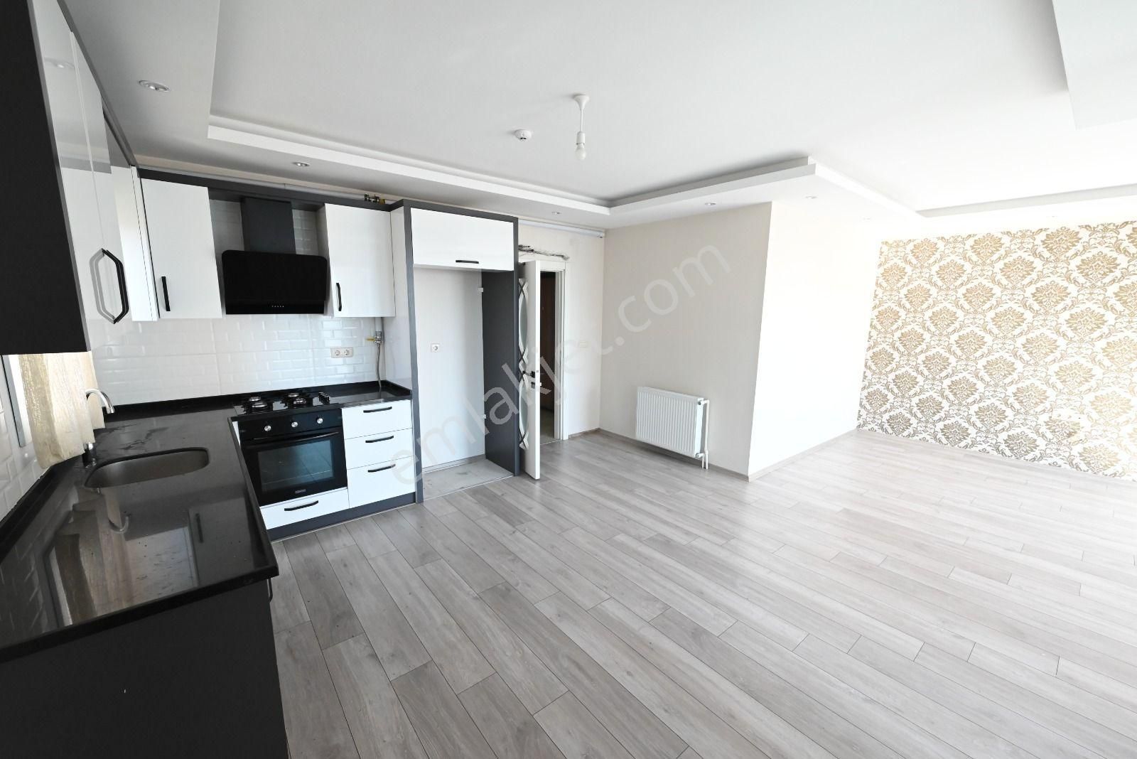 Üstünkent'ten Forum Avm Civarı 3+1 D. Gazlı Havuzlu K. Otoparklı - Görsel 5