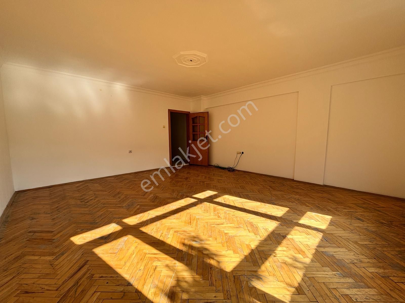 Bağlarbaşı Mahallesi 431 Cadde 485 Sokak’da Bagımsız Salon 3+1 - Görsel 6