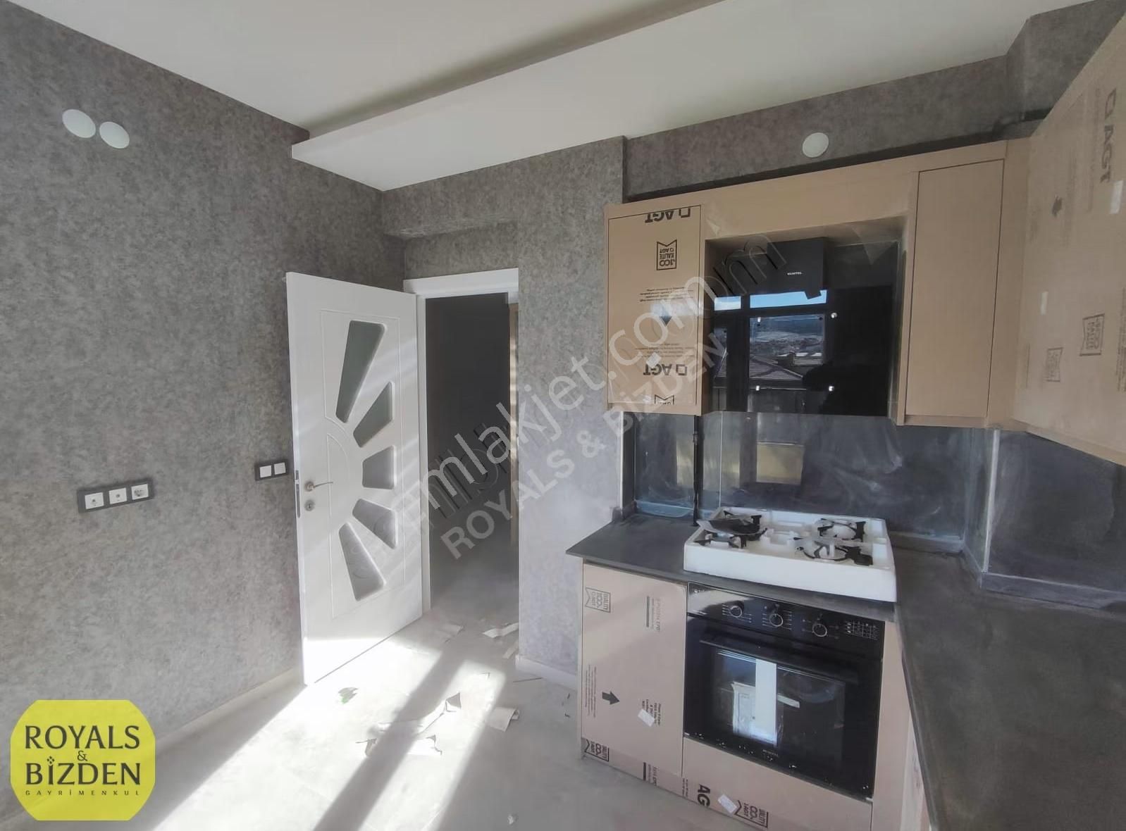 Selçuklu Hanaybaşı Mh.2+1 Sıfır Cam Balkonlu Geniş Kiralık Daire - Görsel 4