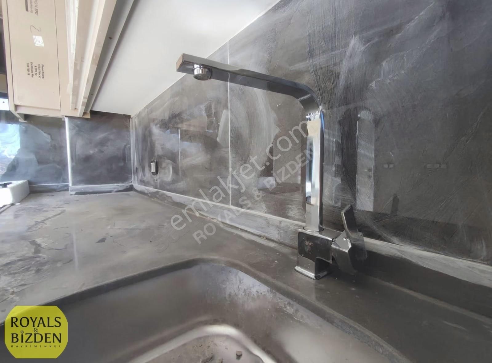 Selçuklu Hanaybaşı Mh.2+1 Sıfır Cam Balkonlu Geniş Kiralık Daire - Görsel 14